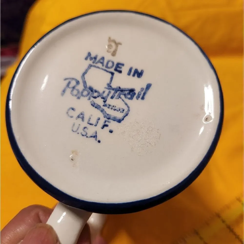 Vintage poppytrail CA pottery mug